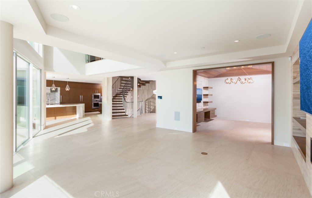 Corona del Mar South of PCH (CDMS) - Residential