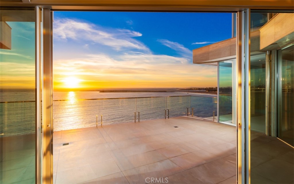 Corona del Mar South of PCH (CDMS) - Residential