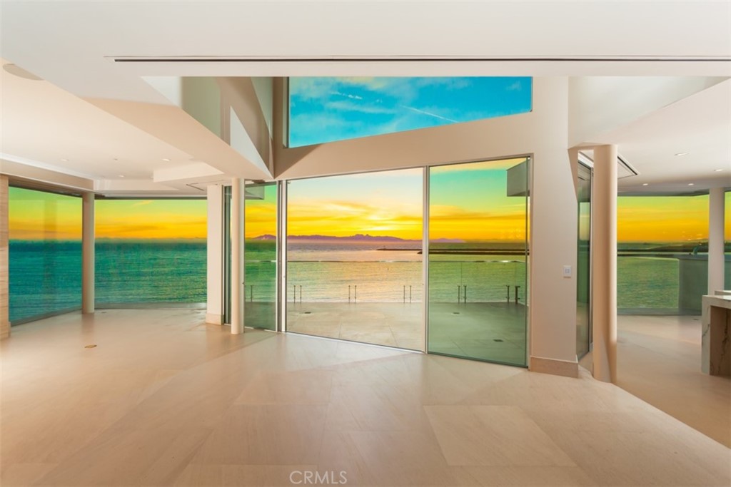 Corona del Mar South of PCH (CDMS) - Residential
