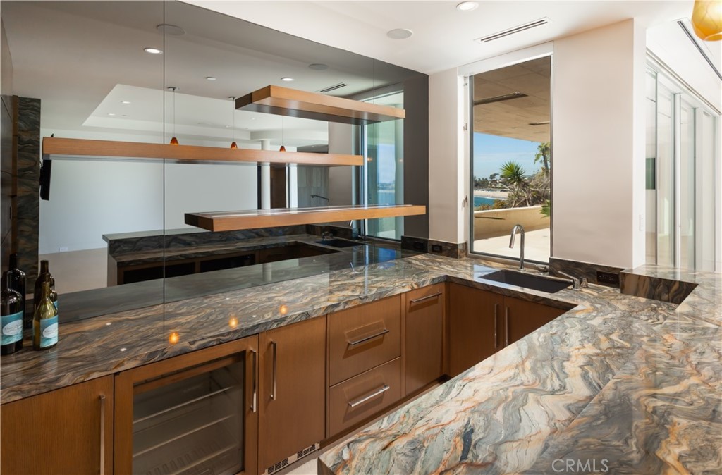 Corona del Mar South of PCH (CDMS) - Residential