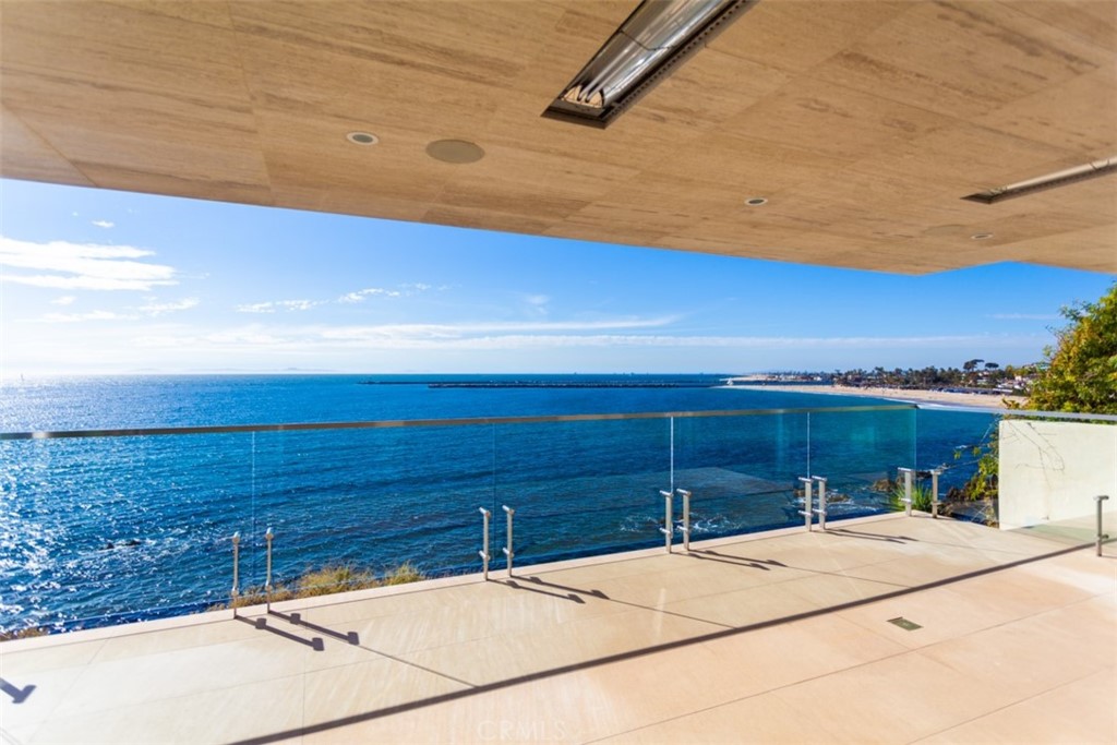 Corona del Mar South of PCH (CDMS) - Residential