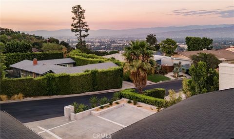 A home in Studio City