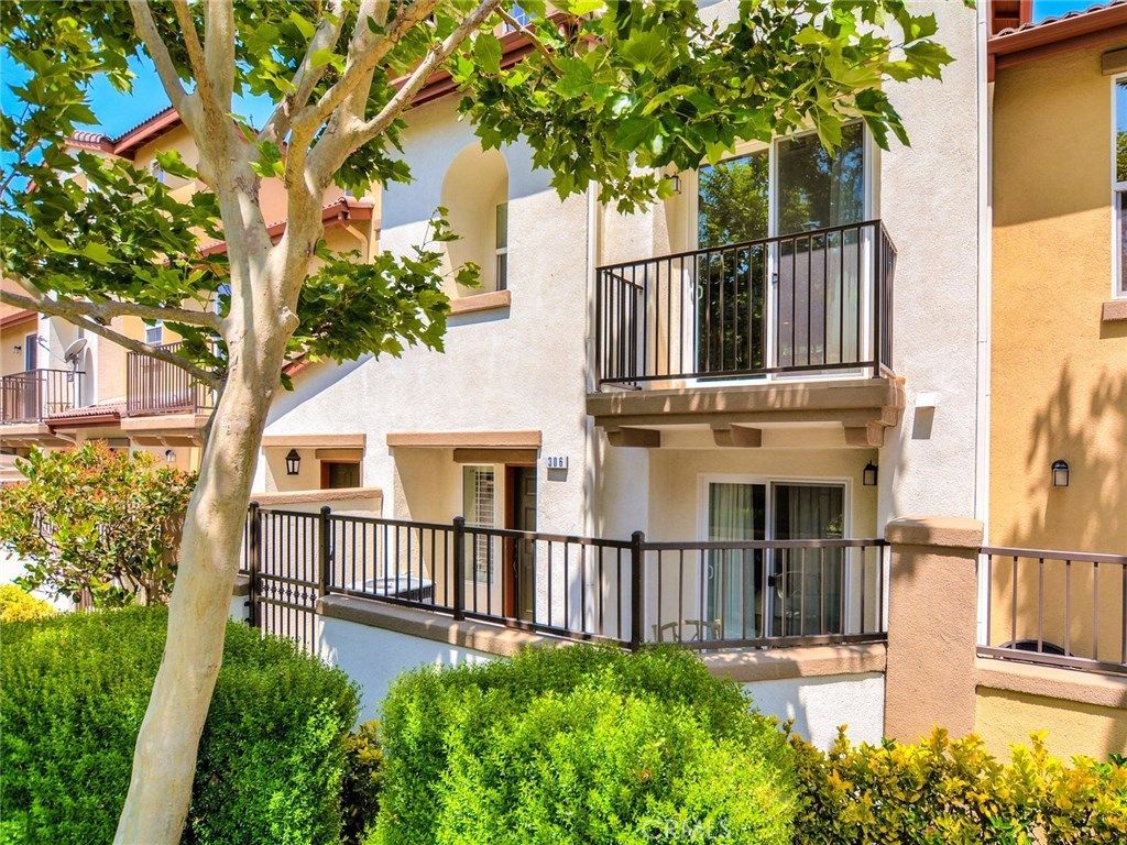 listing image 130722774475334067781