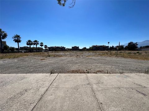 9420 Sierra Avenue Fontana CA 92335