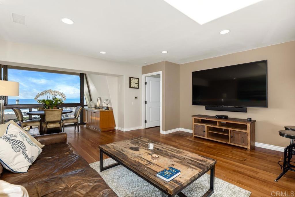 1552 CAMINO DEL MAR 619