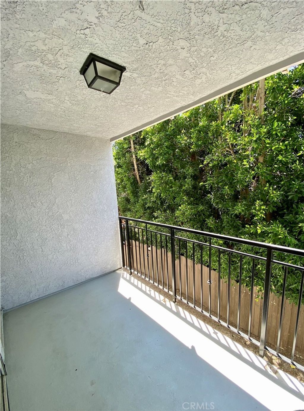 listing image 130724648981709003212