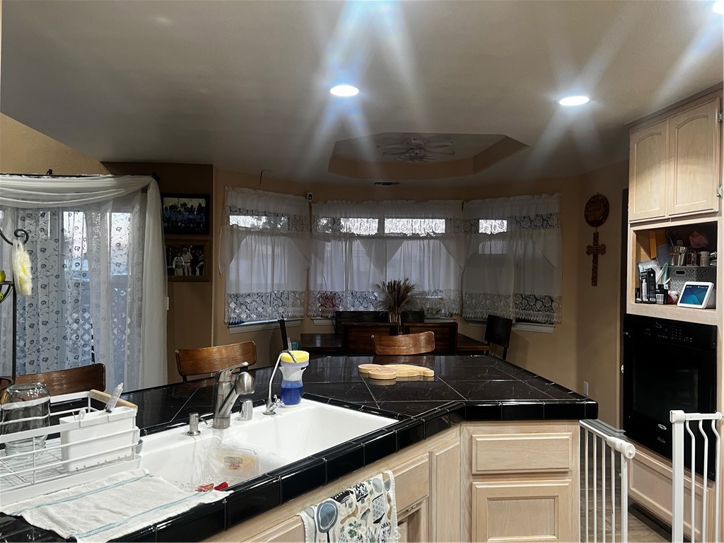 14792 Live Oak Street