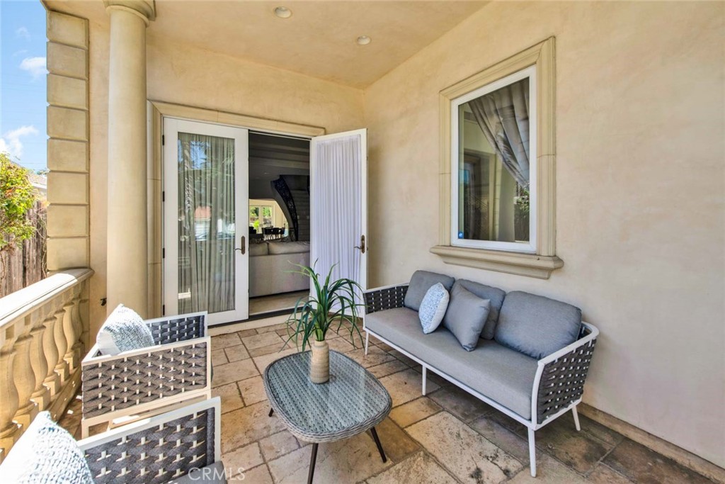 Photo 45 of 47 of 123 N Doheny Drive house