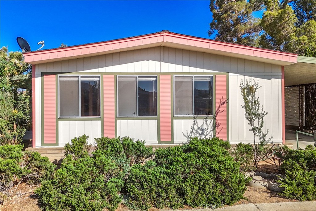 View Yucca Valley, CA 92284 mobile home