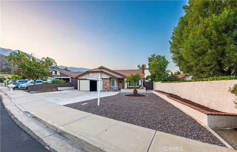 A home in Lake Elsinore