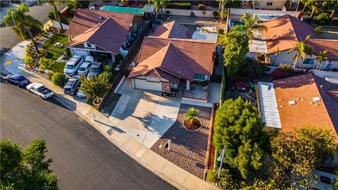 A home in Lake Elsinore