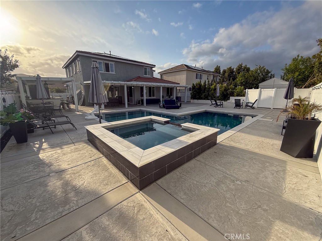 27956 Brightside Cove