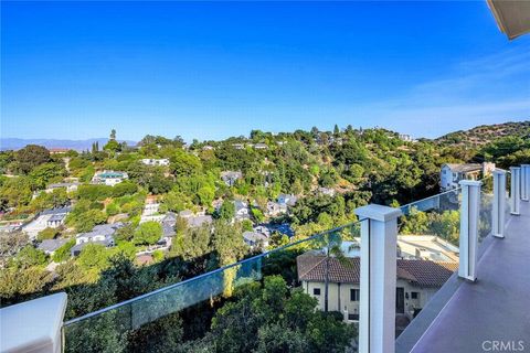 A home in Studio City