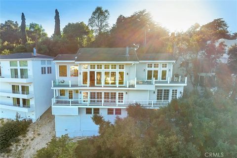 A home in Studio City