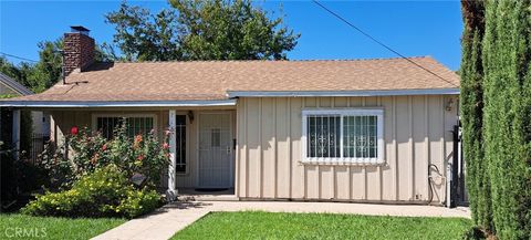 A home in Reseda