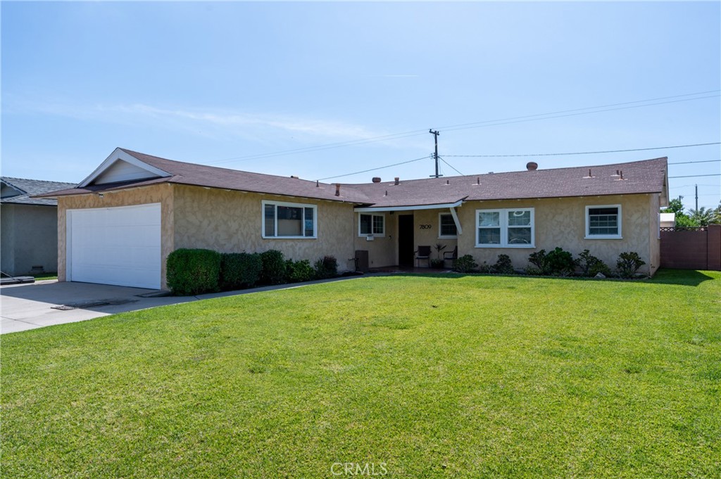 ,La Tract - Residential