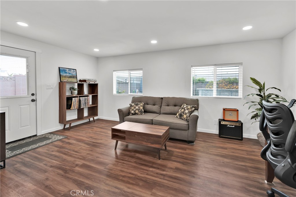 ,La Tract - Residential