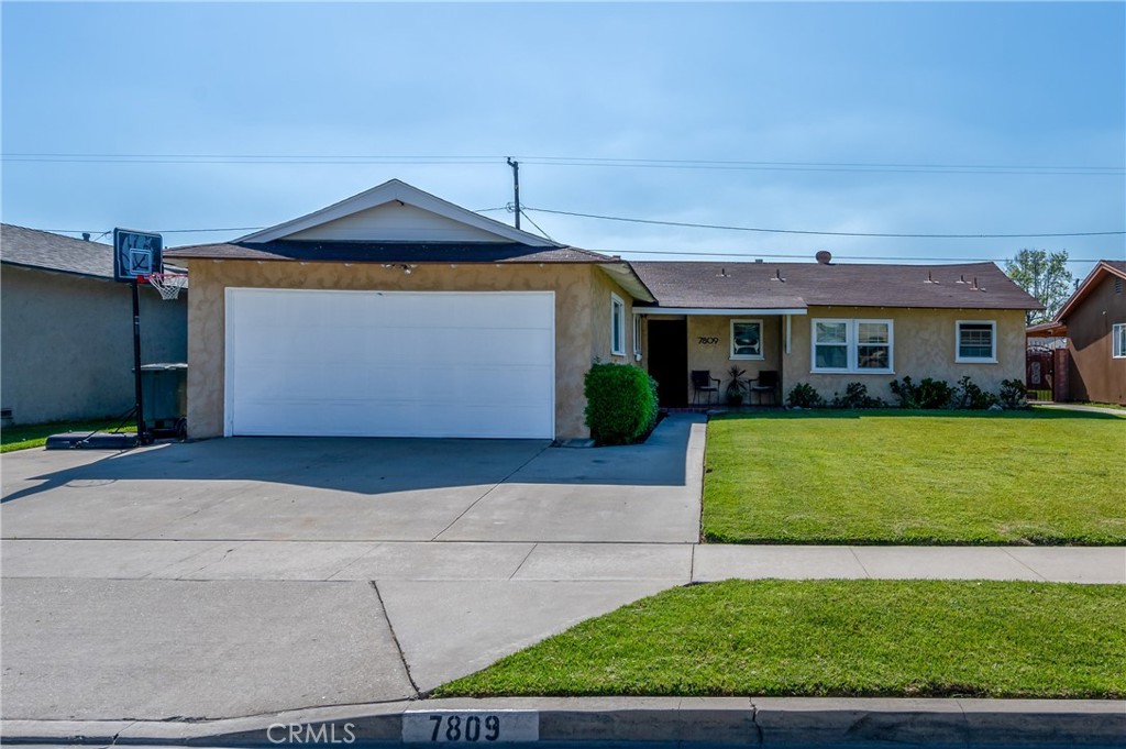 ,La Tract - Residential