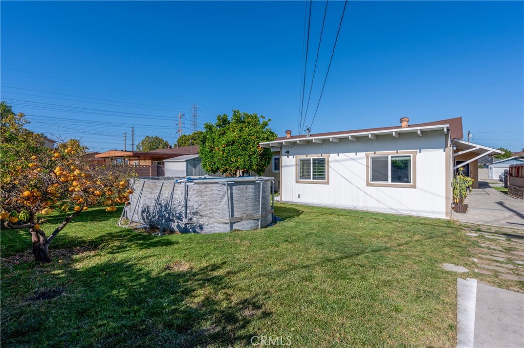 ,La Tract - Residential