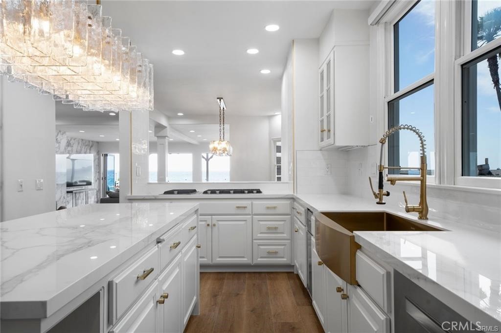 Beach Road Custom (BR) - Residential