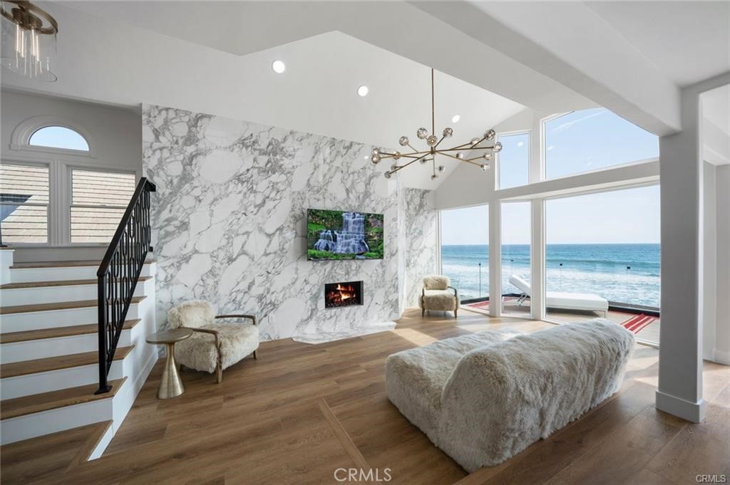 Beach Road Custom (BR) - Residential