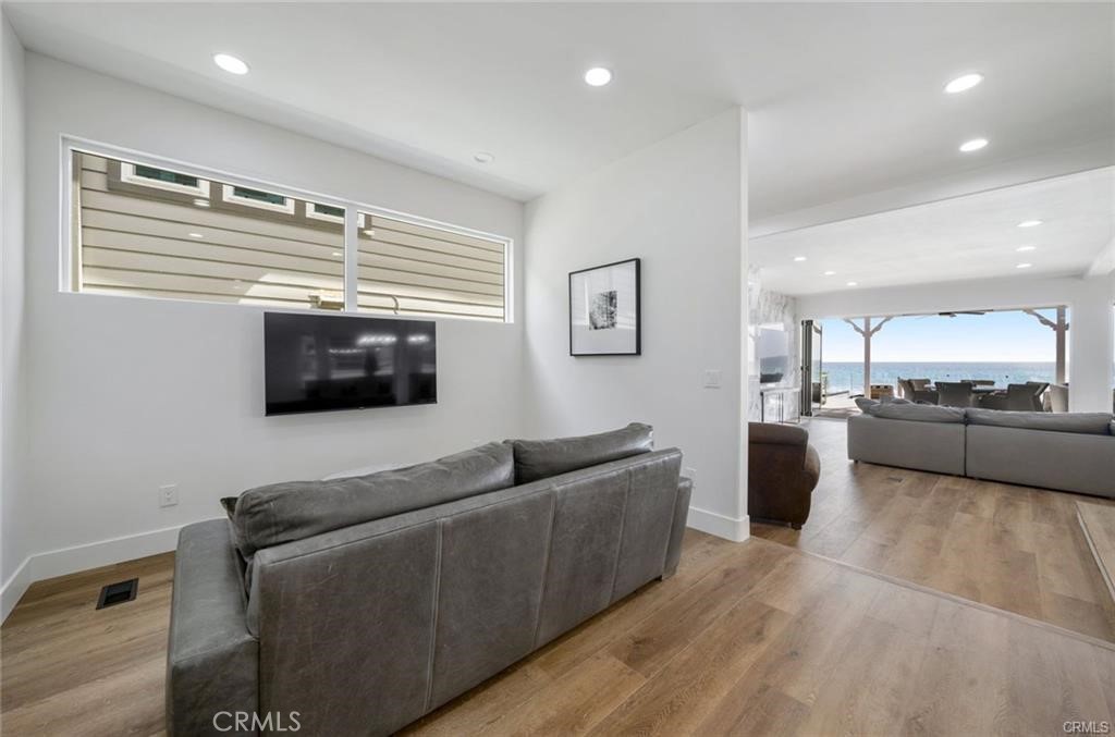 Beach Road Custom (BR) - Residential