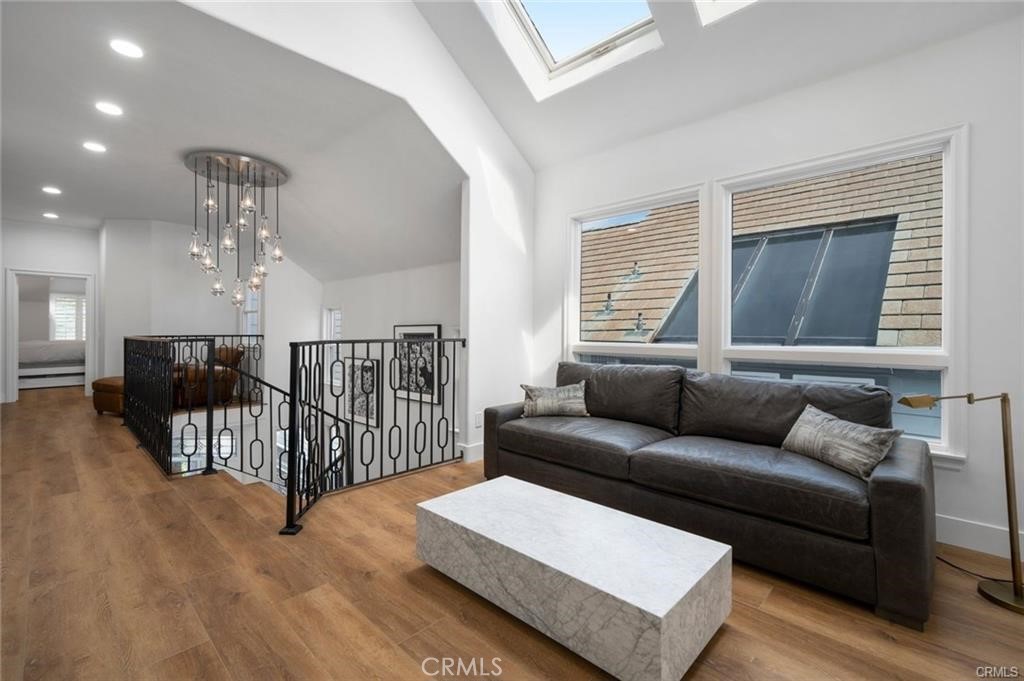 Beach Road Custom (BR) - Residential