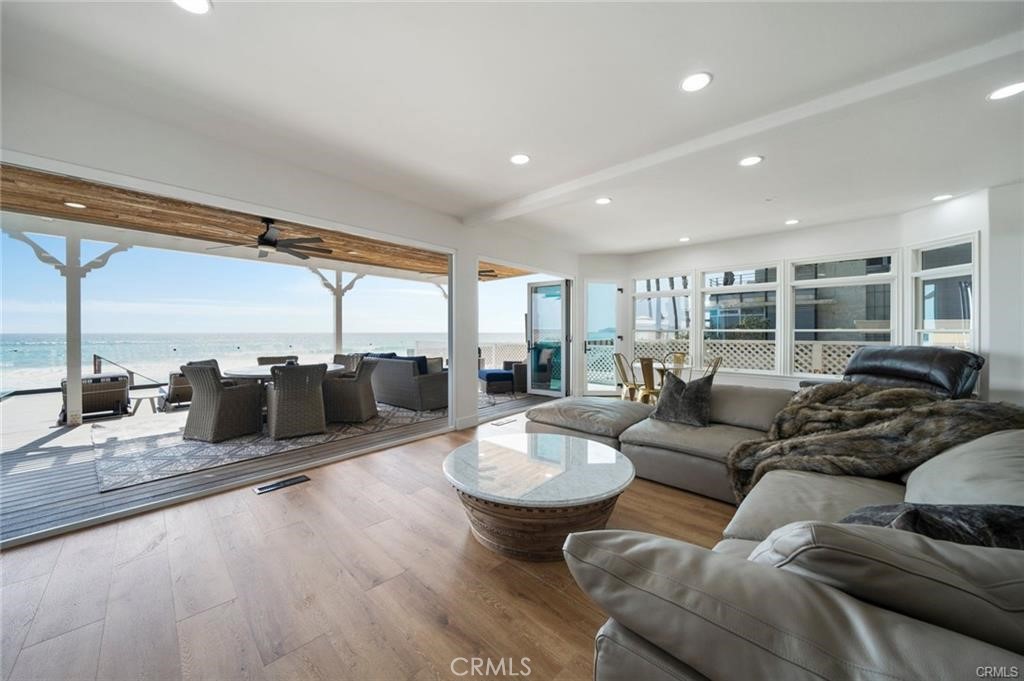 Beach Road Custom (BR) - Residential