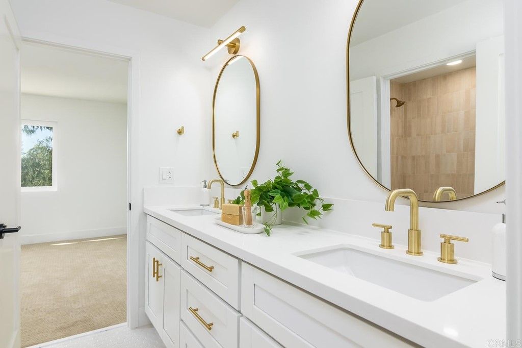 listing image 130724138637948789796