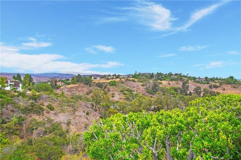 A home in North Tustin