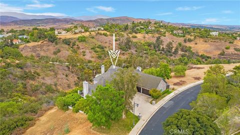 A home in North Tustin