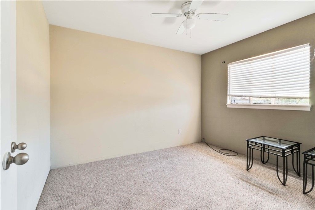 listing image 130726627920265444981