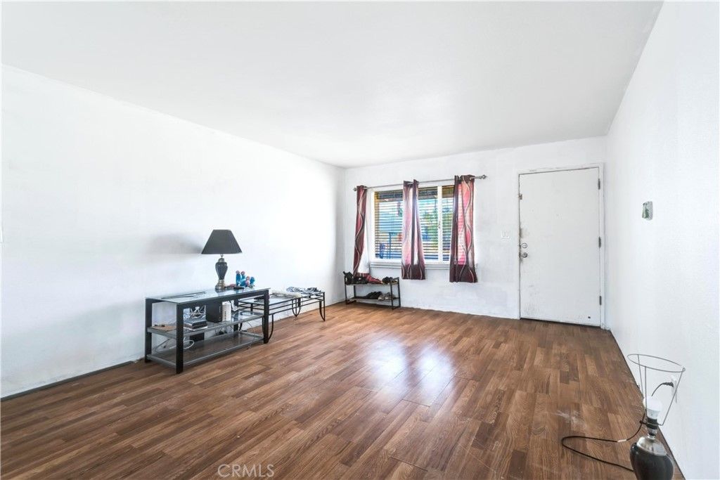 listing image 130725766438148577724