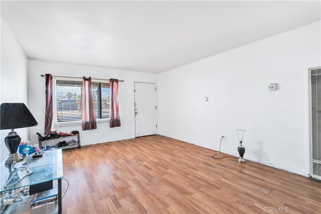 listing image 130724143494407888198