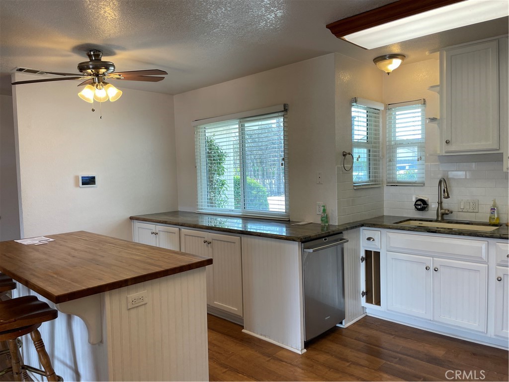 Photo 3 of 22 of 230 N Suey Road house