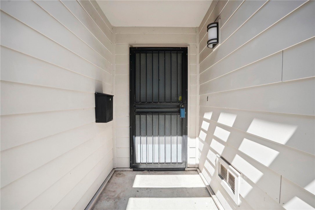 View Redondo Beach, CA 90277 condo
