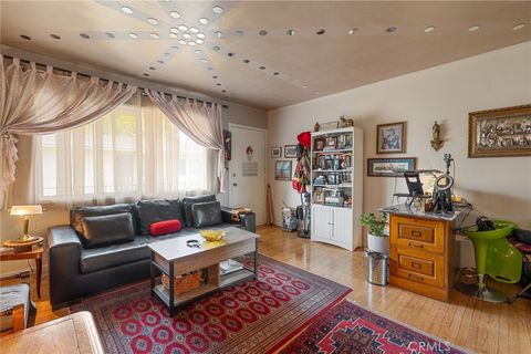 728 Cedar Avenue 22 Long Beach CA 90813