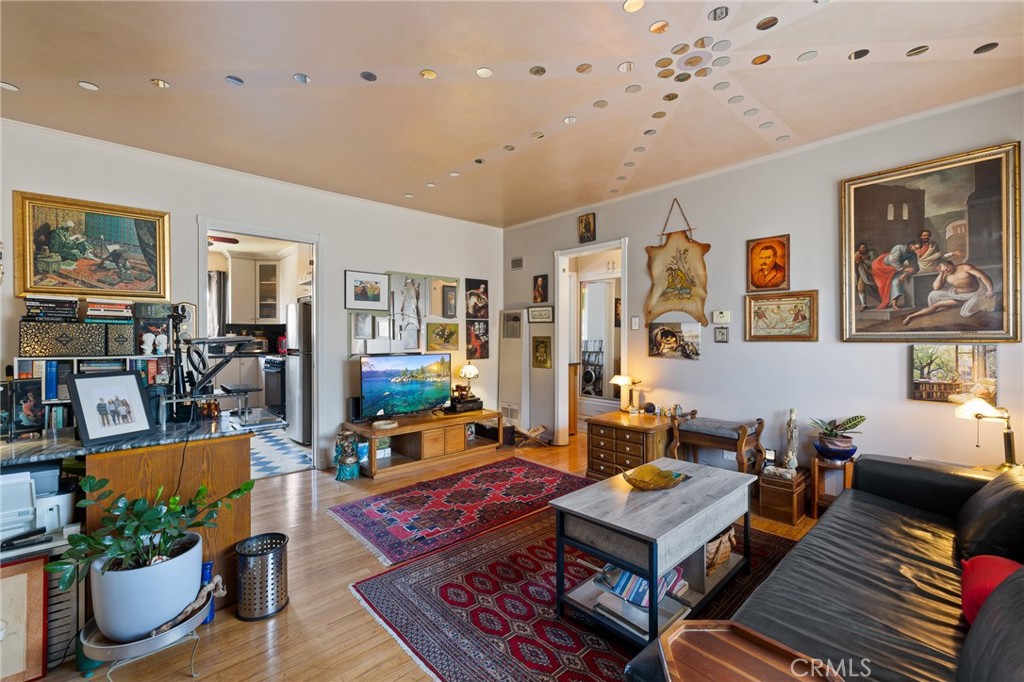 728 Cedar Avenue 22