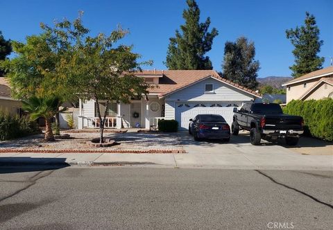 A home in Lake Elsinore