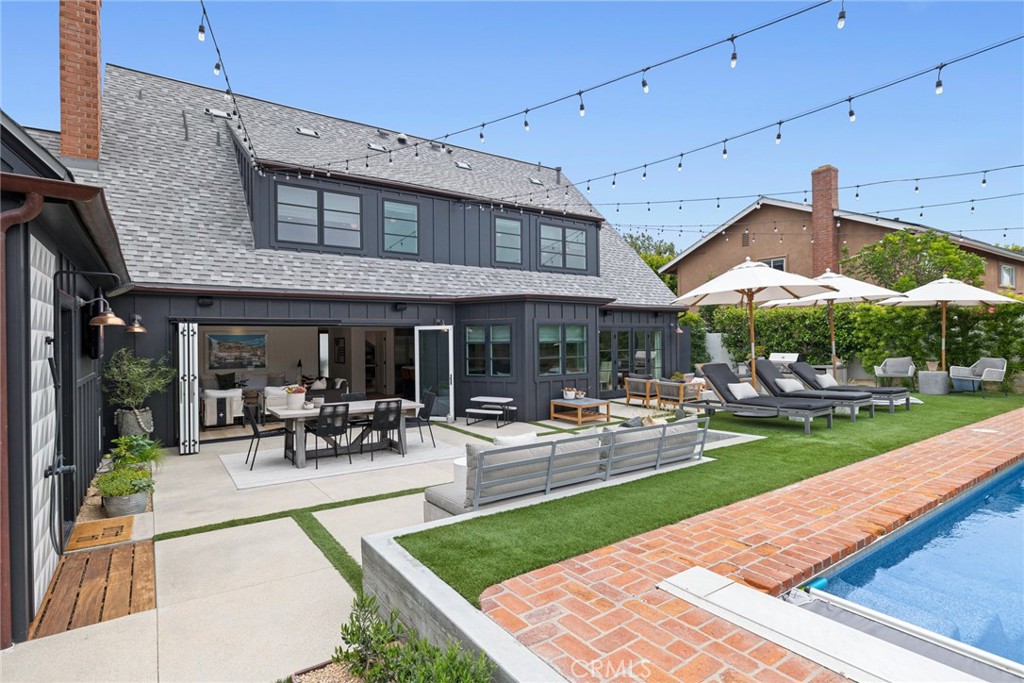 1215 Highland Drive
