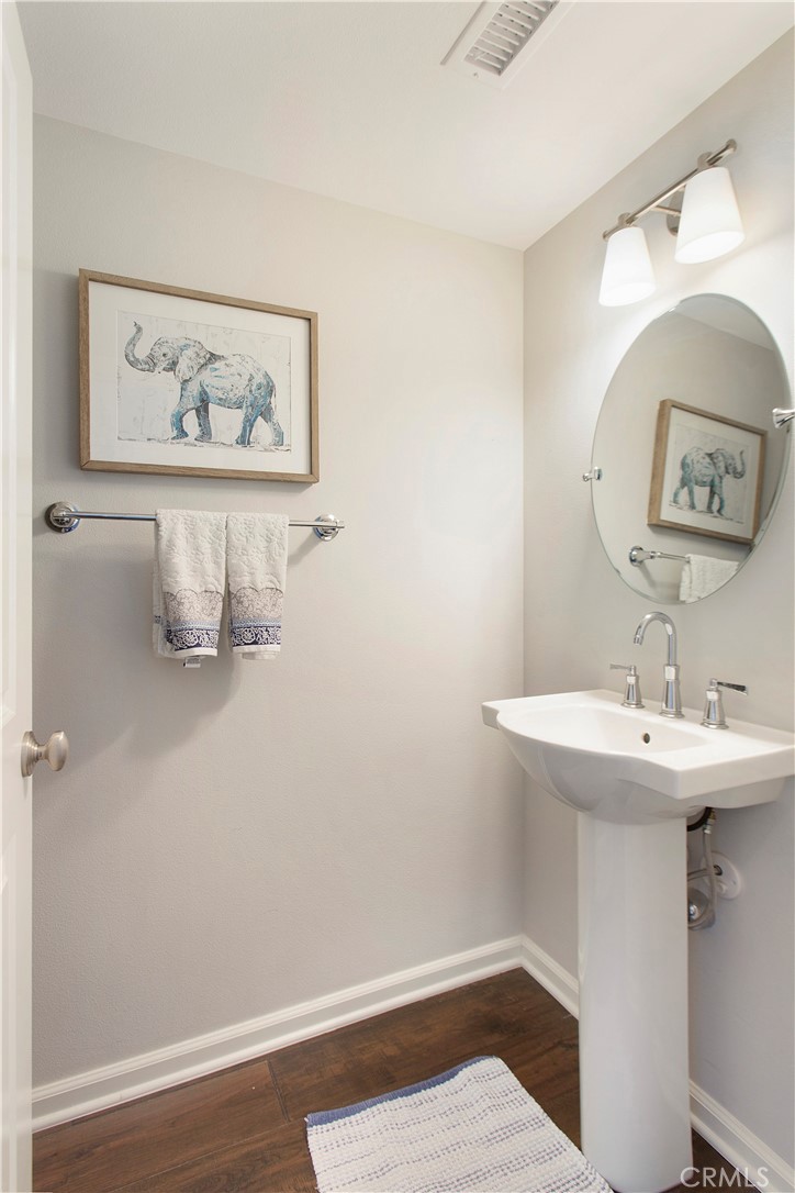 Vista Scena (OHVIS) - Residential Lease