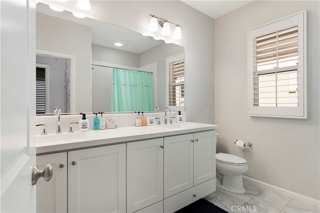 Vista Scena (OHVIS) - Residential Lease