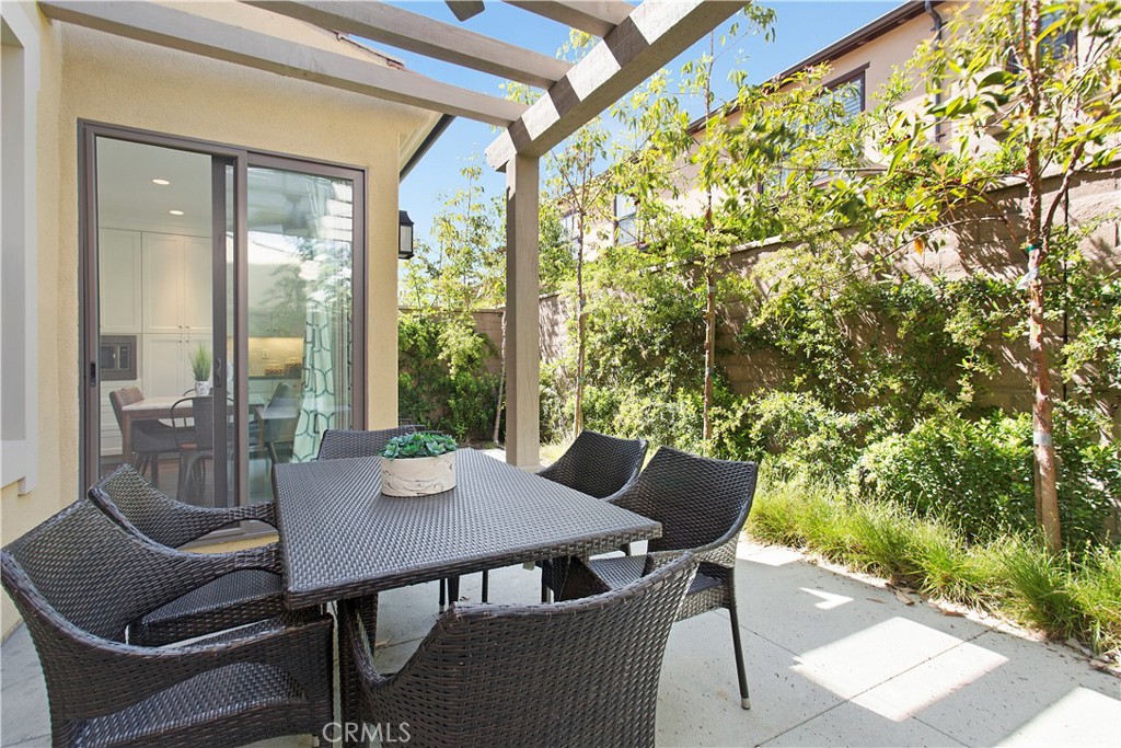 Vista Scena (OHVIS) - Residential Lease