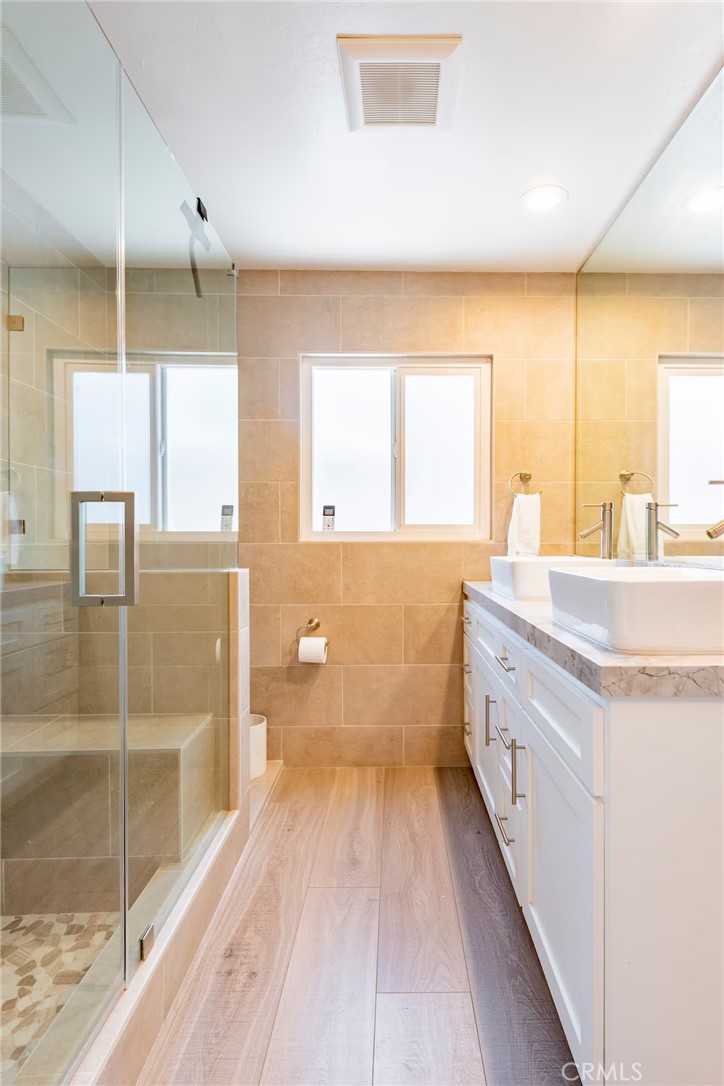 Harbor Estates (HE) - Residential Lease