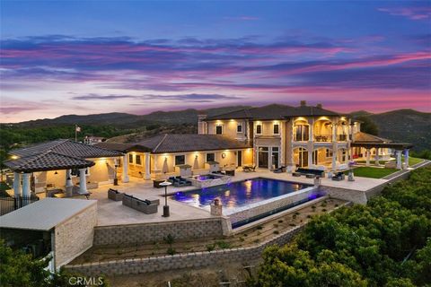 36852 Calle de Lobo Road Murrieta CA 92562