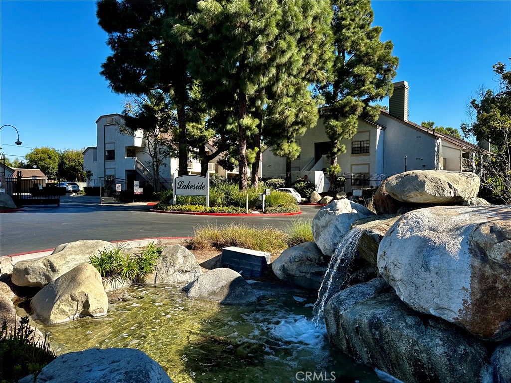 10520 Lakeside Drive N L