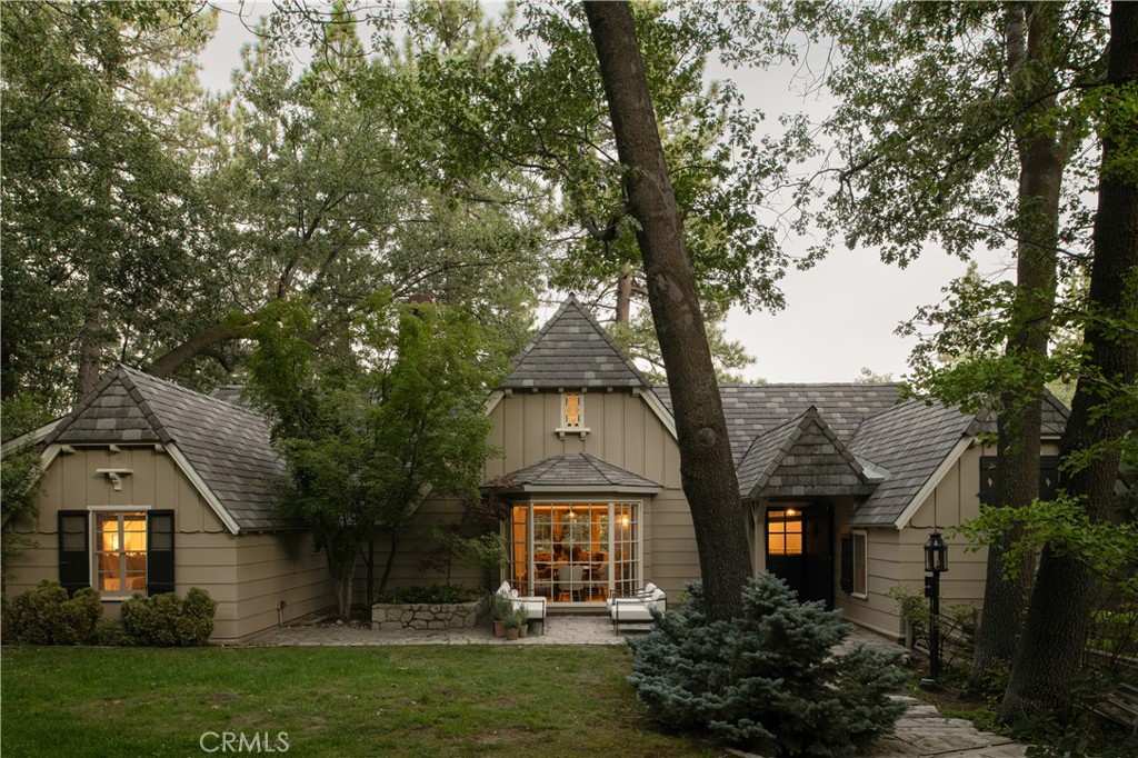 Arrowhead Woods (AWHW) - Residential