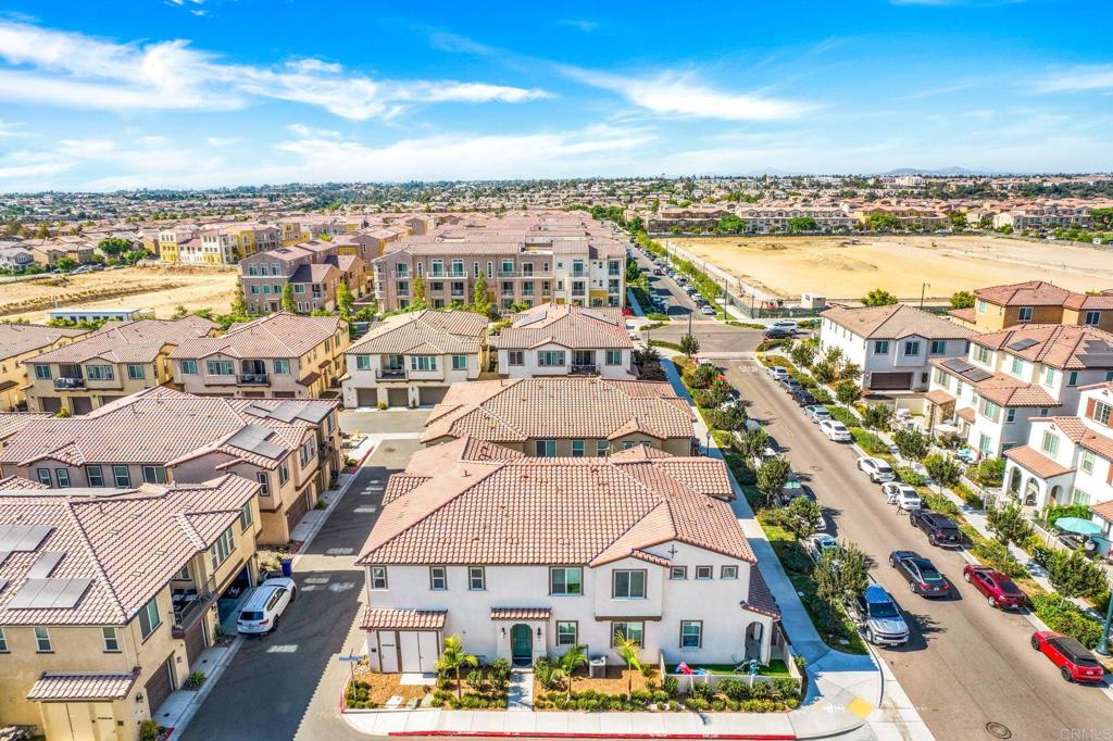 Photo 24 of 39 of 1716 Santa Christina Avenue 1 townhome