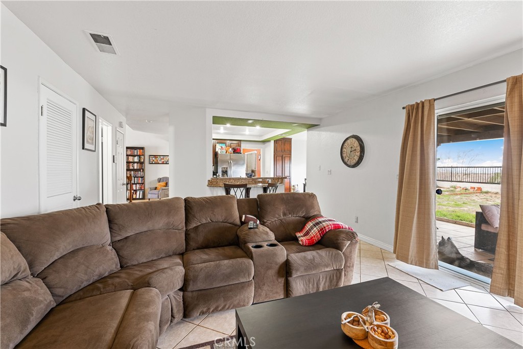 Photo 17 of 44 of 1047 Marigold Avenue house