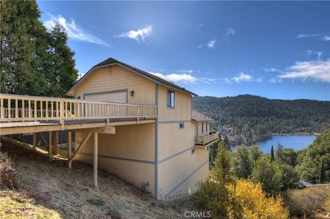 A home in Crestline